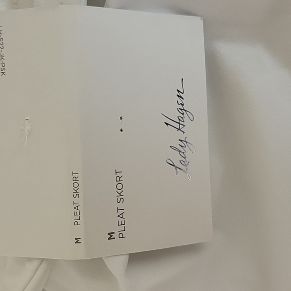 Lady Hagen White Skort with Blue Trim Sz Medium Golf, Tennis Pickleball New Tags - Picture 5 of 5